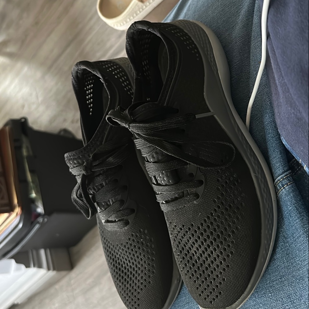 Women's Black Athletic Shoes